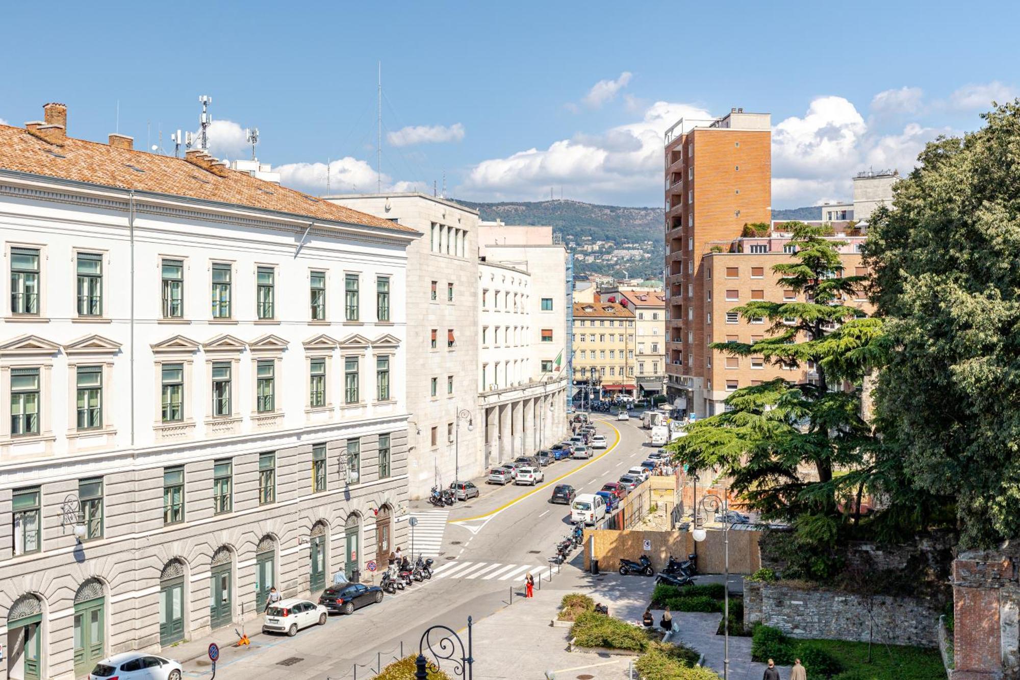 Teatro Romano Suites - Isabella Trieste Ngoại thất bức ảnh