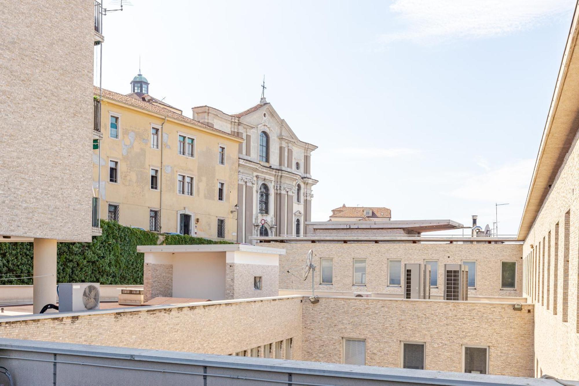 Teatro Romano Suites - Isabella Trieste Ngoại thất bức ảnh